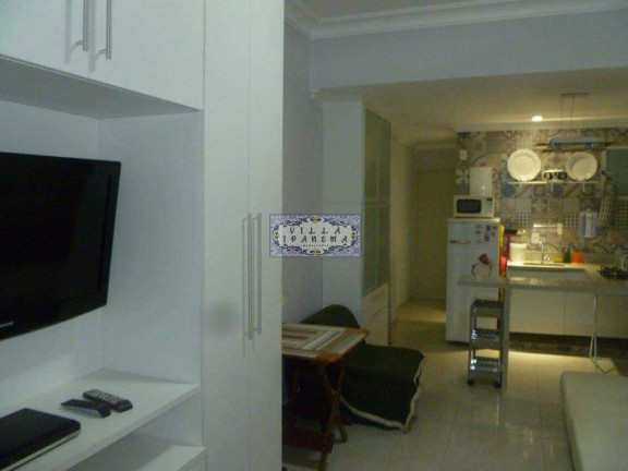 Imagem Apartamento com 1 Quarto à Venda, 24 m² em Copacabana - Rio De Janeiro