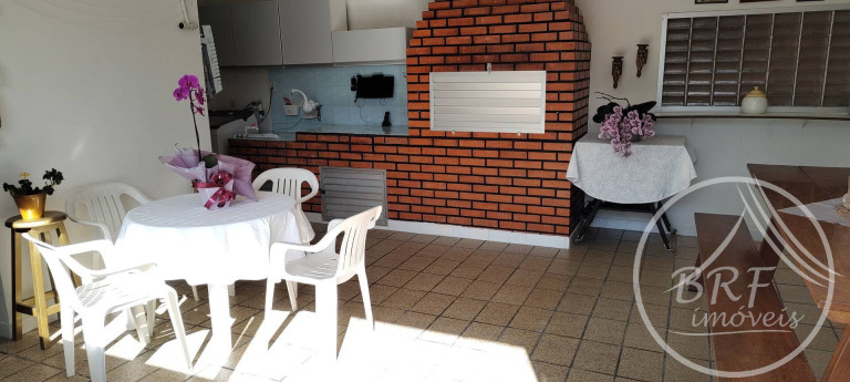 Imagem Casa com 3 Quartos à Venda, 165 m² em Barreiros - São José Imagem Casa com 3 Quartos à Venda, 165 m² em Barreiros - São José