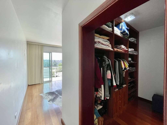 Imagem Casa com 6 Quartos à Venda, 1.200 m² em Golf Village - Carapicuíba Imagem Casa com 6 Quartos à Venda, 1.200 m² em Golf Village - Carapicuíba