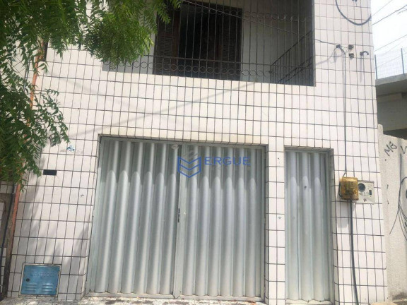 Casa com 2 Quartos à Venda, 130 m² em Parangaba - Fortaleza