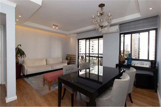 Imagem Apartamento com 3 Quartos à Venda, 95 m² em Moema - São Paulo