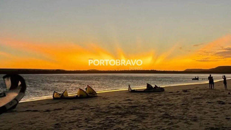 Casa com 6 Quartos à Venda, 377 m² em Barra De São Miguél - Barra De São Miguel