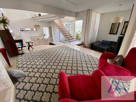 Imagem Casa com 3 Quartos à Venda, 340 m² em Vila Oliveira - Mogi Das Cruzes