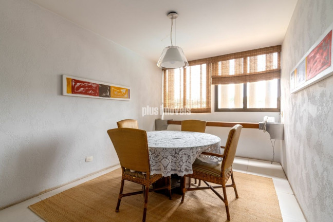 Imagem Casa com 4 Quartos à Venda, 885 m² em Pacaembu - São Paulo