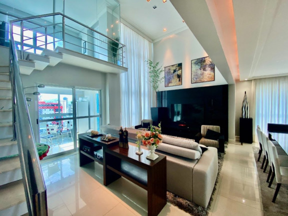 Apartamento com 3 Quartos à Venda, 252 m² em Centro - Balneário Camboriú