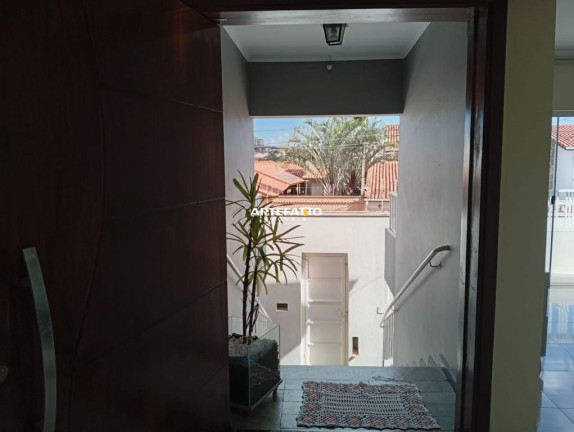 Imagem Casa com 3 Quartos à Venda, 242 m² em Jardim Santana - Franca Imagem Casa com 3 Quartos à Venda, 242 m² em Jardim Santana - Franca