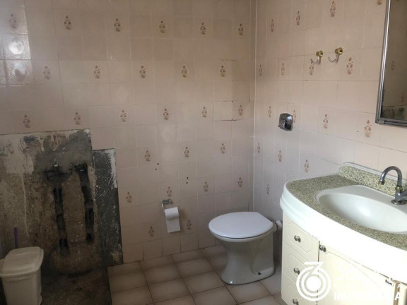 Imagem Casa com 4 Quartos à Venda, 204 m² em Vila Camilópolis - Santo André