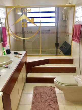 Imagem Casa com 3 Quartos à Venda, 233 m² em Parque São Quirino - Campinas