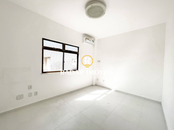 Imagem Cobertura com 4 Quartos à Venda, 180 m² em Algodoal - Cabo Frio