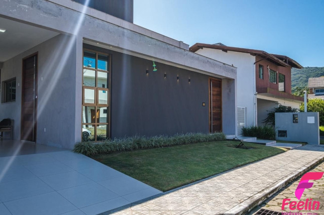 Imagem Casa de Condomínio com 4 Quartos à Venda, 287 m² em Vargem Grande - Florianópolis Imagem Casa de Condomínio com 4 Quartos à Venda, 287 m² em Vargem Grande - Florianópolis