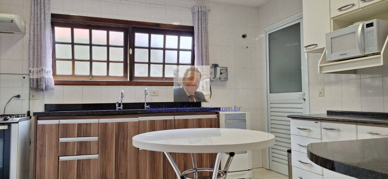Imagem Casa com 3 Quartos à Venda, 225 m² em Jardim Atalaia - Cotia