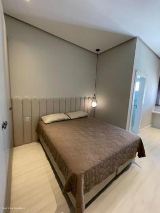 Imagem Imóvel com 4 Quartos à Venda, 189 m² em Meia Praia - Itapema Imagem Imóvel com 4 Quartos à Venda, 189 m² em Meia Praia - Itapema