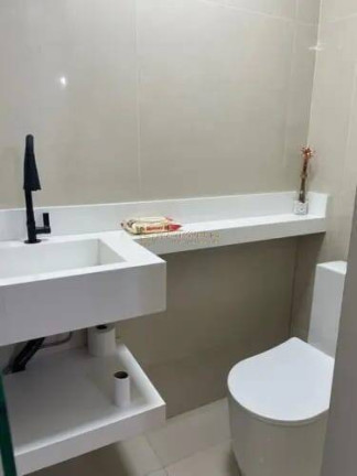 Imagem Casa com 2 Quartos à Venda, 160 m² em Vargem Pequena - Rio De Janeiro Imagem Casa com 2 Quartos à Venda, 160 m² em Vargem Pequena - Rio De Janeiro
