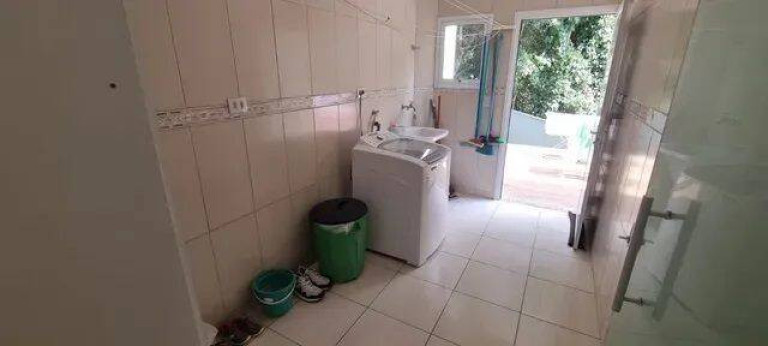 Imagem Casa com 4 Quartos à Venda, 417 m² em Mairiporã Imagem Casa com 4 Quartos à Venda, 417 m² em Mairiporã