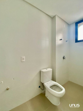 Imagem Apartamento com 3 Quartos à Venda, 213 m² em Agronômica - Florianópolis Imagem Apartamento com 3 Quartos à Venda, 213 m² em Agronômica - Florianópolis