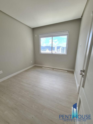 Imagem Apartamento com 4 Quartos à Venda, 170 m² em Centro - Balneário Camboriú Imagem Apartamento com 4 Quartos à Venda, 170 m² em Centro - Balneário Camboriú