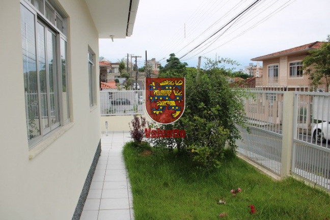 Imagem Casa com 2 Quartos à Venda,  em Capoeiras - Florianópolis