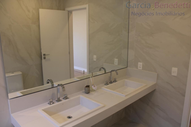 Imagem Casa com 4 Quartos à Venda, 325 m² em Medeiros - Jundiaí
