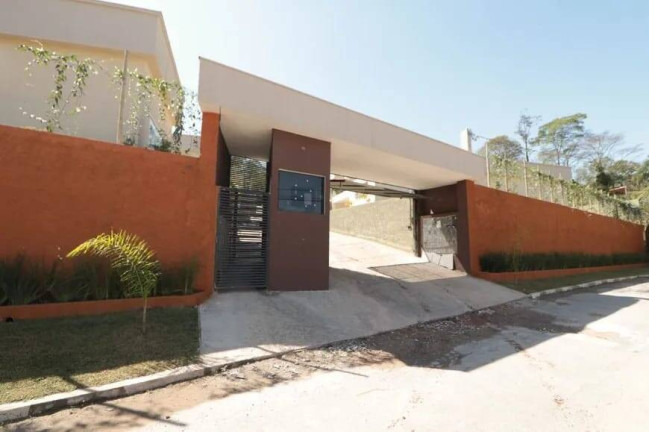 Imagem Casa com 3 Quartos à Venda, 197 m² em Chácara Dos Junqueiras - Carapicuíba Imagem Casa com 3 Quartos à Venda, 197 m² em Chácara Dos Junqueiras - Carapicuíba