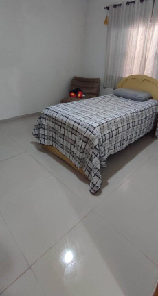 Imagem Casa com 3 Quartos à Venda, 196 m² em Jardim Nova Baroneza - Arapongas Imagem Casa com 3 Quartos à Venda, 196 m² em Jardim Nova Baroneza - Arapongas