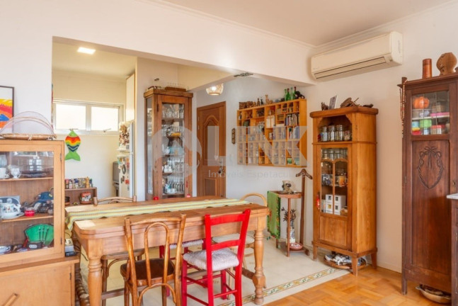 Imagem Apartamento com 2 Quartos à Venda, 95 m² em Menino Deus - Porto Alegre Imagem Apartamento com 2 Quartos à Venda, 95 m² em Menino Deus - Porto Alegre