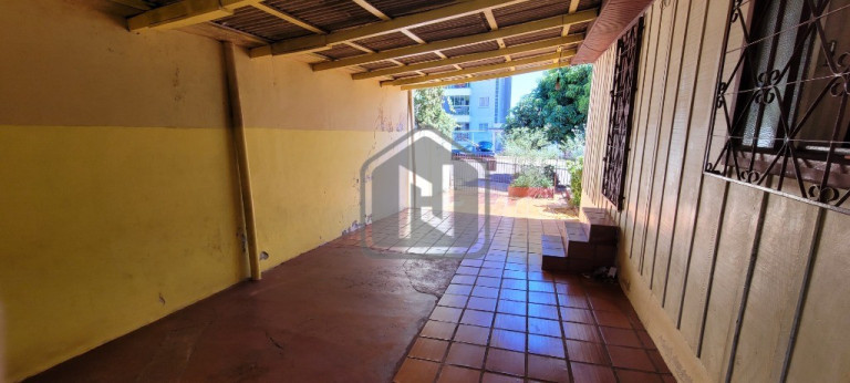 Imagem Casa com 3 Quartos à Venda, 221 m² em Cancelli - Cascavel