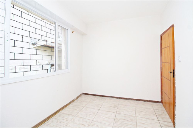 Imagem Imóvel com 3 Quartos à Venda,  em Petrópolis - Porto Alegre