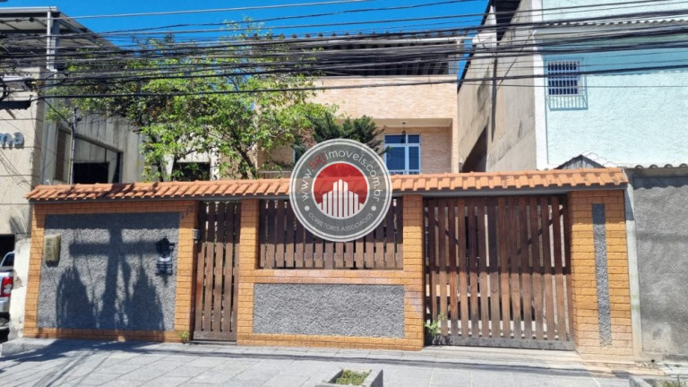 Imagem Casa com 4 Quartos à Venda, 400 m² em Centro - Nilopolis Imagem Casa com 4 Quartos à Venda, 400 m² em Centro - Nilopolis