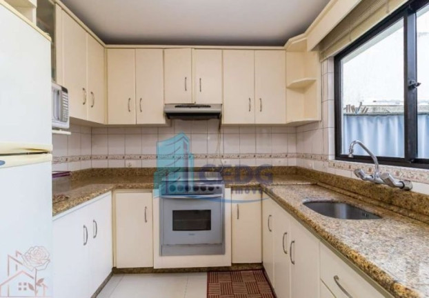 Imagem Casa com 3 Quartos à Venda, 130 m² em Jardim Das Américas - Curitiba Imagem Casa com 3 Quartos à Venda, 130 m² em Jardim Das Américas - Curitiba