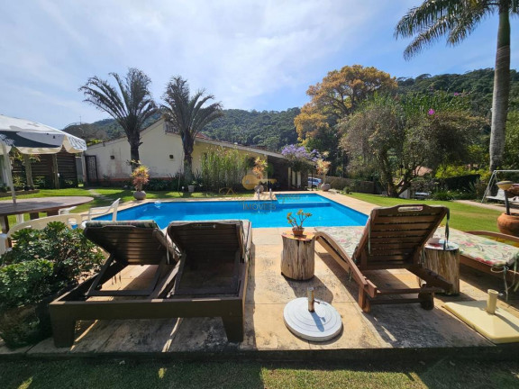 Casa com 4 Quartos à Venda, 1.296 m² em Albuquerque - Teresópolis