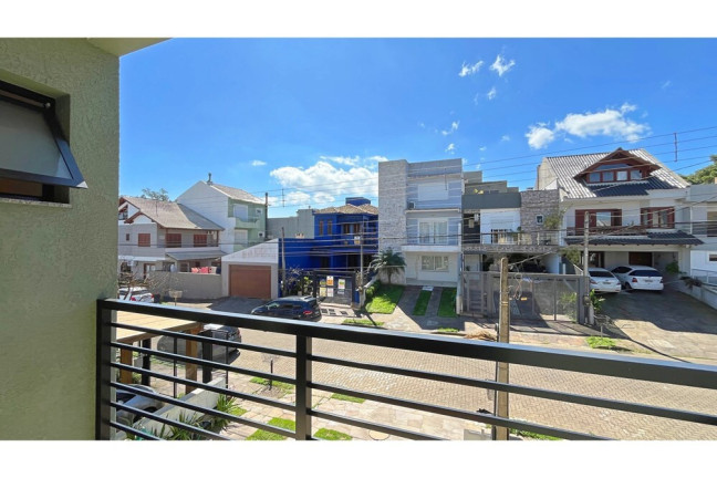 Imagem Casa com 3 Quartos à Venda, 140 m² em Hípica - Porto Alegre Imagem Casa com 3 Quartos à Venda, 140 m² em Hípica - Porto Alegre