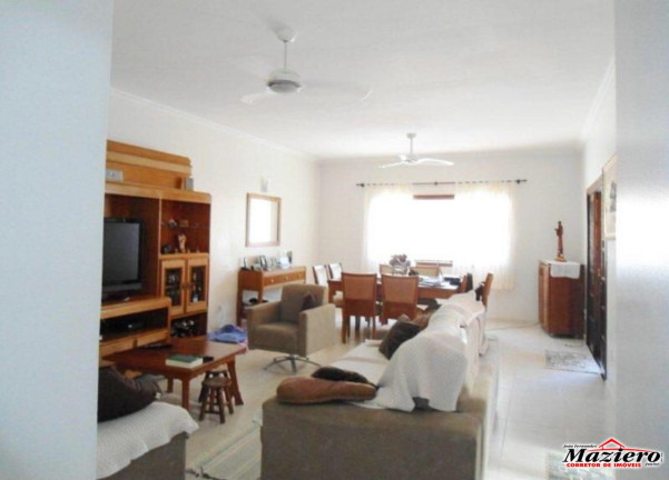 Imagem Casa com 3 Quartos à Venda, 250 m² em Centro - Ubatuba Imagem Casa com 3 Quartos à Venda, 250 m² em Centro - Ubatuba
