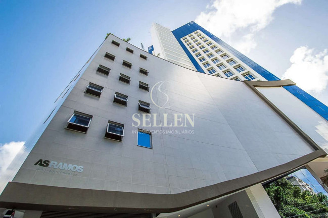 Sala Comercial à Venda, 62 m² em Pioneiros - Balneário Camboriú