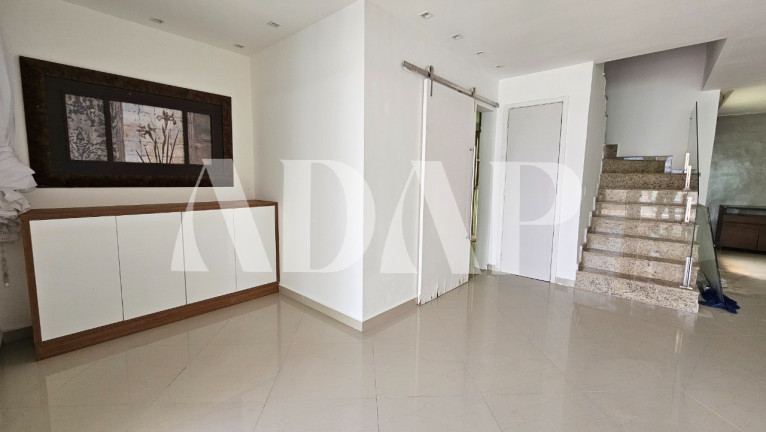 Imagem Casa com 3 Quartos à Venda, 220 m² em Vargem Pequena - Rio De Janeiro Imagem Casa com 3 Quartos à Venda, 220 m² em Vargem Pequena - Rio De Janeiro