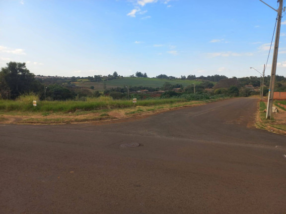 Terreno à Venda, 319 m² em Conjunto Residencial Piacenza - Arapongas