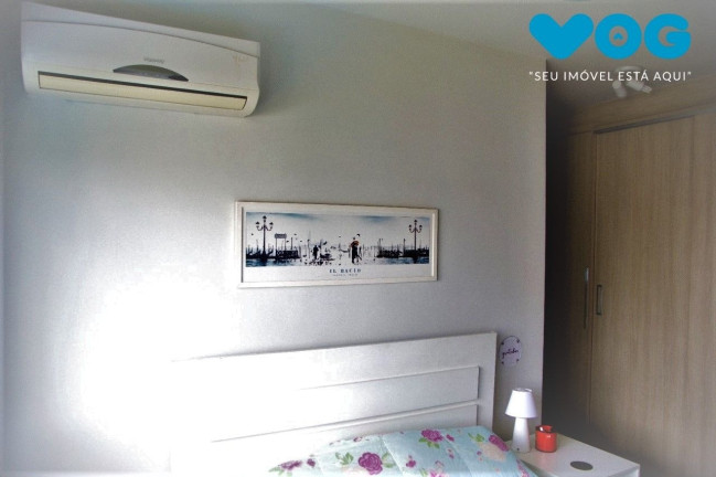 Imagem Imóvel com 2 Quartos à Venda, 64 m² em Jardim Carvalho - Porto Alegre Imagem Imóvel com 2 Quartos à Venda, 64 m² em Jardim Carvalho - Porto Alegre