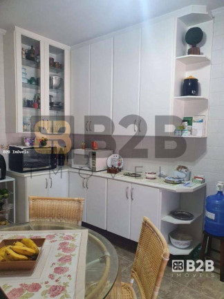Imagem Casa com 3 Quartos à Venda, 181 m² em Parque Santa Cecília - Bauru Imagem Casa com 3 Quartos à Venda, 181 m² em Parque Santa Cecília - Bauru