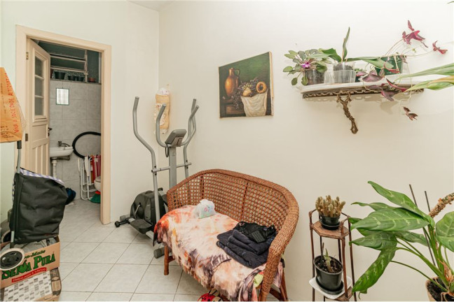 Imagem Imóvel com 2 Quartos à Venda,  em Menino Deus - Porto Alegre