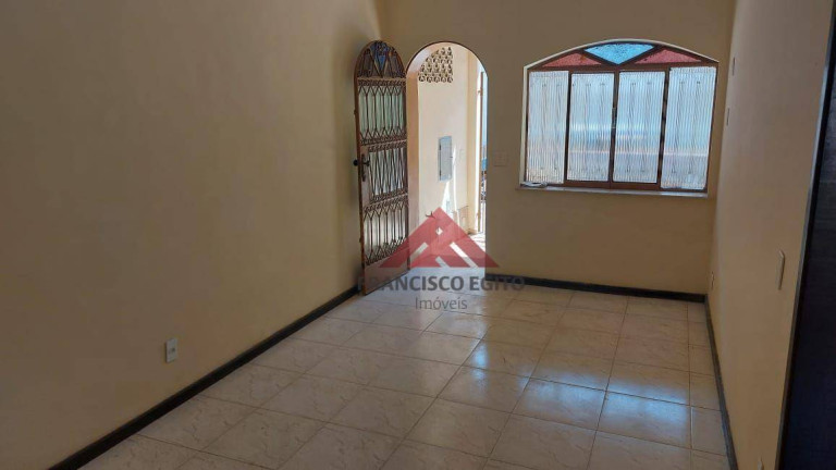 Imagem Casa com 3 Quartos à Venda, 250 m² em Neves - São Gonçalo Imagem Casa com 3 Quartos à Venda, 250 m² em Neves - São Gonçalo