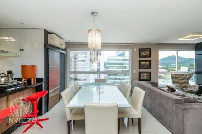 Imagem Cobertura com 3 Quartos à Venda, 196 m² em Pioneiros - Balneário Camboriú Imagem Cobertura com 3 Quartos à Venda, 196 m² em Pioneiros - Balneário Camboriú