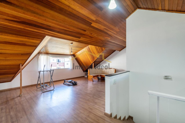 Imagem Casa com 3 Quartos à Venda, 221 m² em Cidade Industrial De Curitiba - Curitiba Imagem Casa com 3 Quartos à Venda, 221 m² em Cidade Industrial De Curitiba - Curitiba