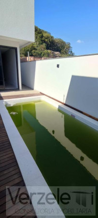 Imagem Casa com 4 Quartos à Venda, 170 m² em São Francisco De Assis - Camboriú Imagem Casa com 4 Quartos à Venda, 170 m² em São Francisco De Assis - Camboriú