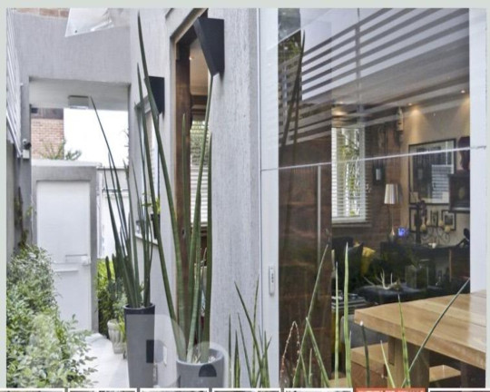 Imagem Casa com 3 Quartos à Venda, 250 m² em Jardim Paulistano - São Paulo Imagem Casa com 3 Quartos à Venda, 250 m² em Jardim Paulistano - São Paulo