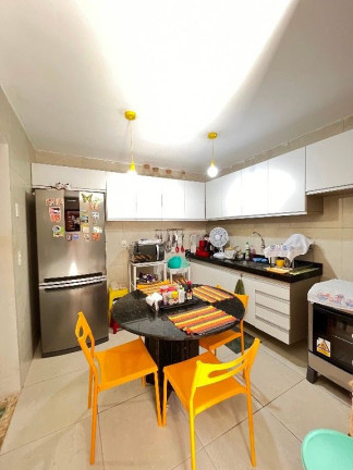 Imagem Casa com 4 Quartos à Venda, 140 m² em Urucunema - Eusébio