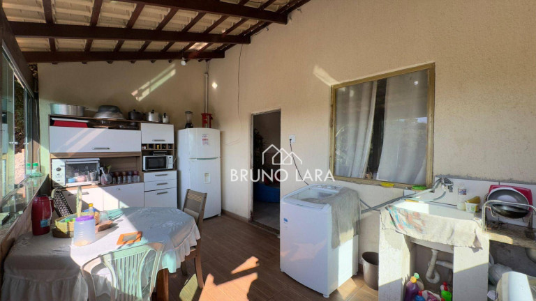 Imagem Casa com 3 Quartos à Venda, 120 m² em Bom Retiro - Betim Imagem Casa com 3 Quartos à Venda, 120 m² em Bom Retiro - Betim