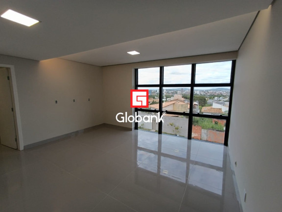 Imagem Casa com 4 Quartos à Venda, em Ibituruna - Montes Claros Imagem Casa com 4 Quartos à Venda, em Ibituruna - Montes Claros