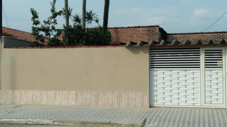 Imagem Casa com 3 Quartos à Venda, 253 m² em Maracanã - Praia Grande Imagem Casa com 3 Quartos à Venda, 253 m² em Maracanã - Praia Grande