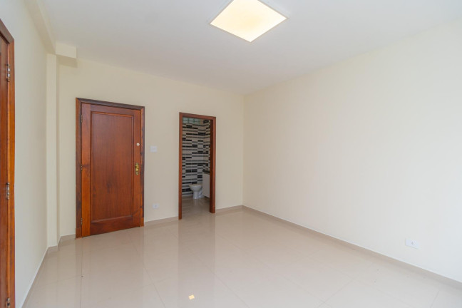 Imagem Sala Comercial para Alugar, 26 m² em Centro - Curitiba Imagem Sala Comercial para Alugar, 26 m² em Centro - Curitiba