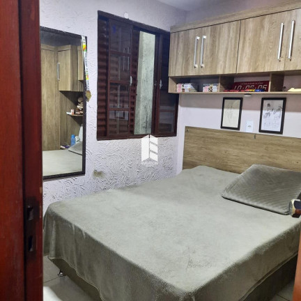 Imagem Casa com 3 Quartos à Venda, 225 m² em Tancredo Neves - Santa Maria