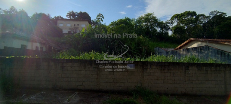 Terreno à Venda, 337 m² em Massaguaçu - Caraguatatuba